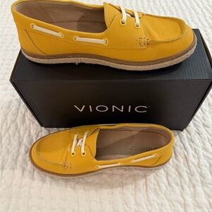 Vionic Women's Mustard Yellow Boat Shoes